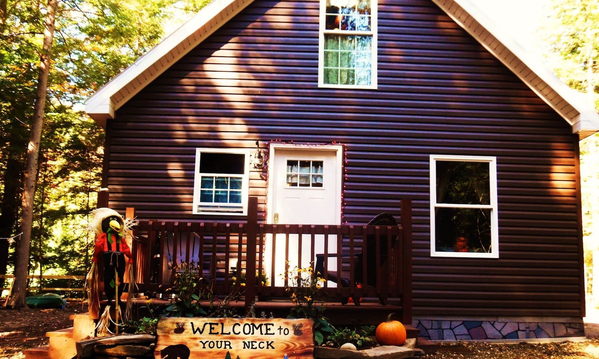 Taberg Cabin | "Your Neck of the Woods" Cabin Rental: Peaceful Get-away Overlooking Fish Creek