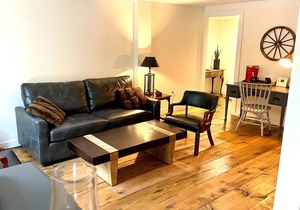Luxury King Suite, Living Room w/sofa bed and jacuzzi tub