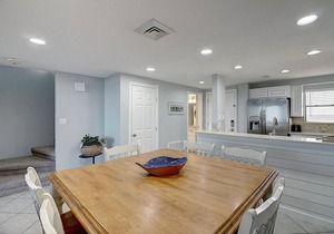MP304 | 2BD Beachfront Paradise | Resort Pools