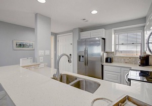 MP304 | 2BD Beachfront Paradise | Resort Pools