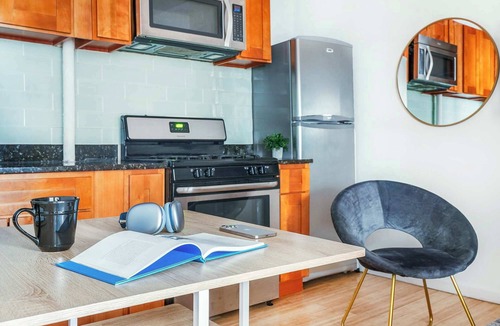 East Harlem Apartment | 102-1A Best Value 2BR Apt Near Central Park