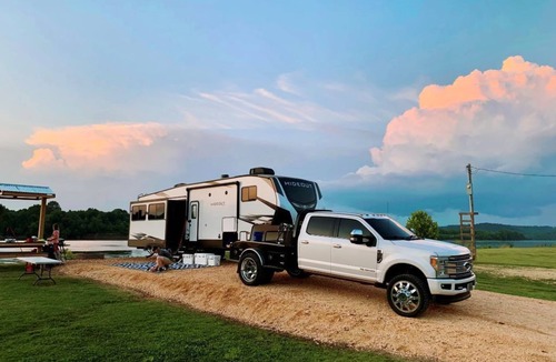 Flatwoods RV Rental | 142B GONE COUNTRY SITE 19