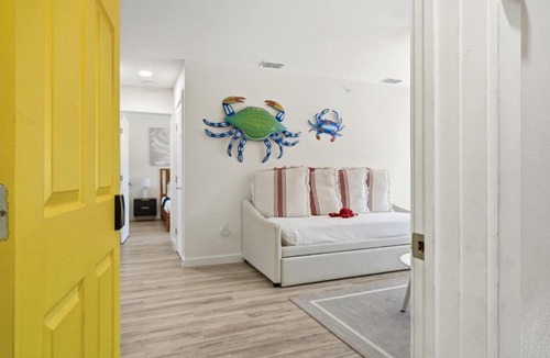 Del Mar Apartment | 2 Bedroom Unit