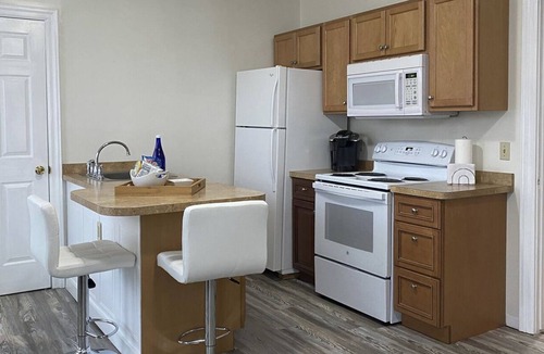 Glens Falls Apartment | 2 BR Loft - Walk to Farmers Market -Cafes -Breweries - Arts & Entertain District