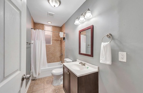 Southwest Garden House | 2 private apartments in Historic St Louis Community