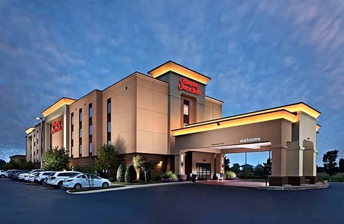 Millington Hotel | 2-Star Hotel ∙ Hampton Inn & Suites Millington