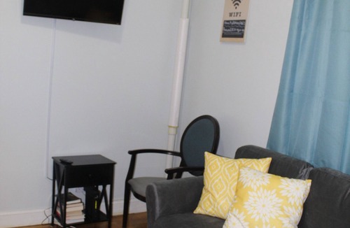 Crown Heights Apartment | 3-bedroom in Crown Heights with access to the backyard