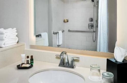 Pinch District House | 3 Great Units in Downtown Memphis! Visit Orpheum Theatre and Pink Palace Museum