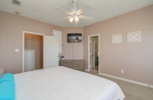 Terramar Beach House | 3Br Ocean/Bay Views - Walk to the Beach!