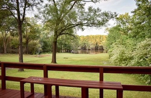 Uncertain House | #4 River Retreat-Uncertain Lodge and Inn