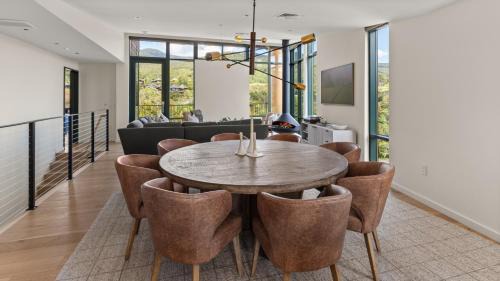 Stowe Area Apartment | 411 Spruce Peak Stowe Mountain Resort New Treehouse unit Ski in Ski out 4 bed sleeps 12