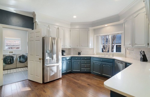 North Arlington House | 6BR Arlington Oasis w/ Pool - Close to AT&T & More