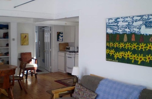 Craftsbury Village Cabin | All Season Pet-Friendly Cabin Rental with Full Kitchen in the Northeast Kingdom of Vermont