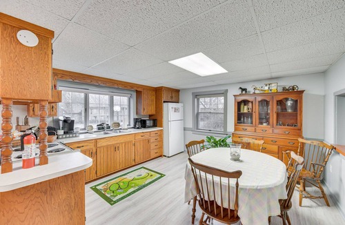 New Holland Apartment | Amish Country Apartment w/Cozy Fireplace!