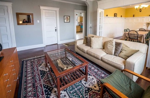 West New York Apartment | Beautiful 4 BR, mins to Time Square, Private Entrance, Parking
