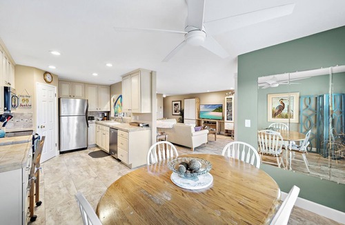 San Clemente Condo | Beautiful San Clemente Beach Condo, Walking to the Sand