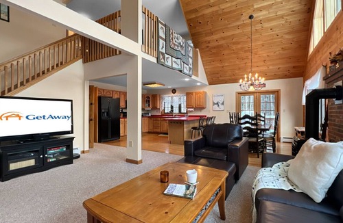 East Haven  Rutland County House | Beechwood Home - 4 Bedrooms and 3 Baths, sleeps 10