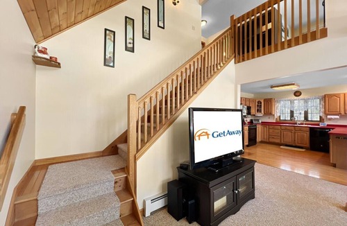 East Haven  Rutland County House | Beechwood Home - 4 Bedrooms and 3 Baths, sleeps 10