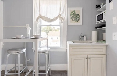 Ampere Apartment | Best of South Orange, Newark & NYC in Minutes