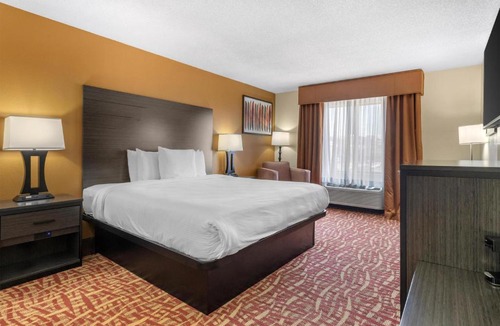 Fort Smith Hotel | Best Western Aspen Hotel