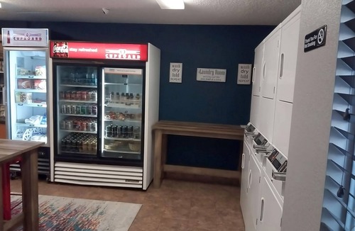 Somerset Apartment | Better Choice For Your Vacation! Prime location and Spacious unit awaits