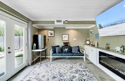 Shibui Sands House | Big Beautiful Beach House with private heated pool close to beach & everything!