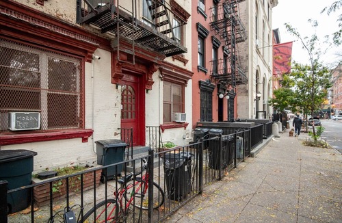 East Village Apartment | Blueground | Alphabet City, washer, nr Tompkins Square Park