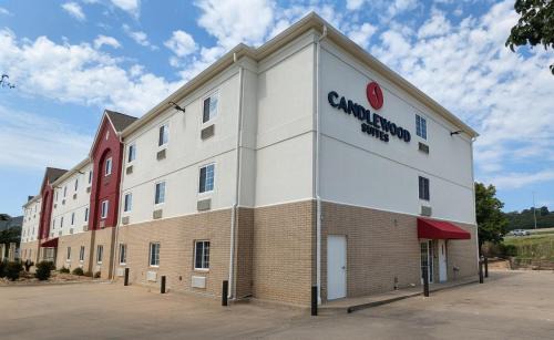 Conway Hotel | Candlewood Suites Conway by IHG
