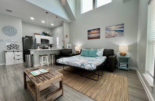 North Beach House | Captains Corner