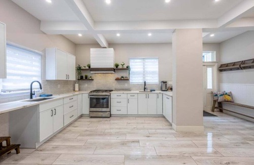 Roselle House | Casa Francesca 6br Villa & Heated Pool 6 Bedroom Home