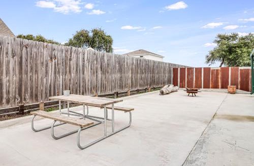 Rockport House | Casas Coastal Experience Cabin B