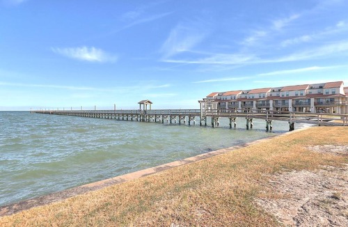 Harbor Oaks Apartment | ChaMingo