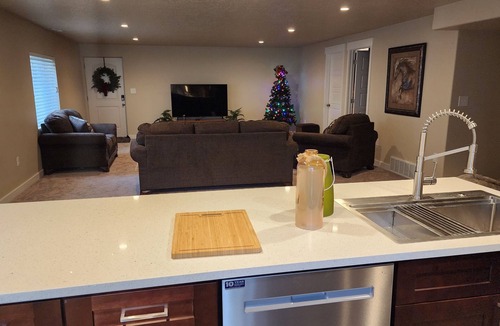 Eagle Mountain Apartment | Charming 2-bedroom apartment with AC in Eagle Mountain