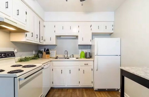 Music Row Apartment | Charming 2-bedroom Condo On Music Row