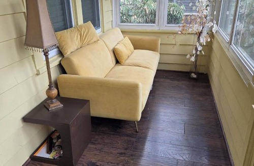 Maplewood House | Charming Bungalow on a end st sits on a park