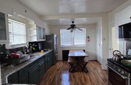 Maplewood House | Charming Bungalow on a end st sits on a park