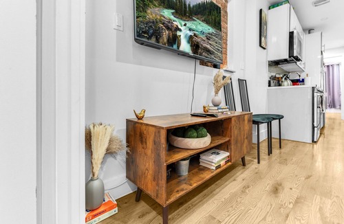 Bowery Apartment | Charming Nolita/Lil Italy 2 Bedroom