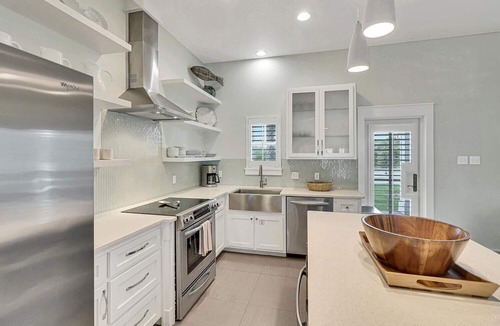 Cinnamon Shore House | Chic, Pet Friendly Home w/Fenced-In Yard & Access to Resort-Like Amenities