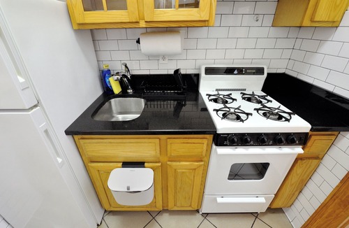 Uptown Apartment | Chic Upper East Side Studio! Close to Central Park!