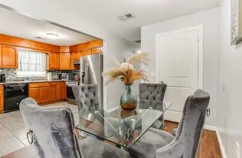 Ampere Apartment | City Getaway: Elegant 3BR 2BA Patio Oasis Near NYC, EWR & American Dream Mall