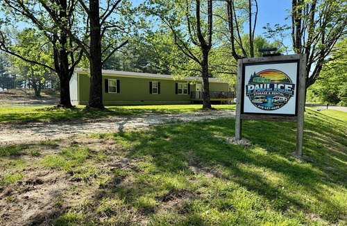 Murphysboro House | Closest Stay to the Paul Ice Boat Ramp - Sleeps 8
