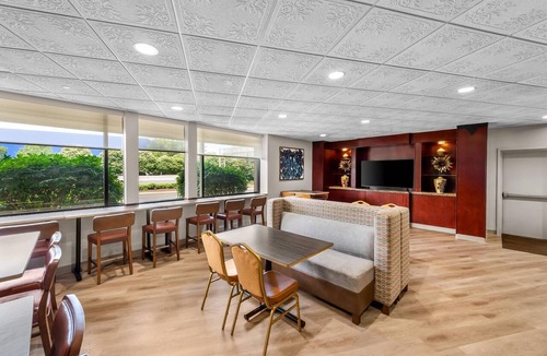 Paramus Hotel | Comfort Inn Paramus - Hackensack