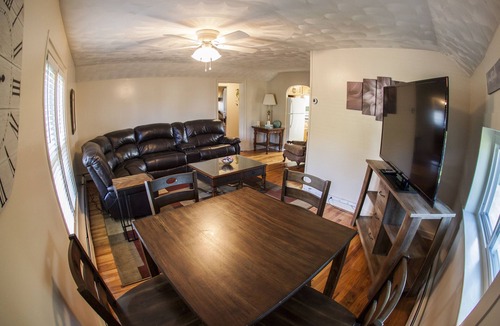 Vernon Apartment | Comfortable place to work, Priced per-person rate