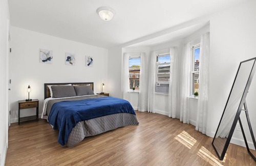 Constable Hook Apartment | Comfy Cozy retreat - NYC & NWK w free parking