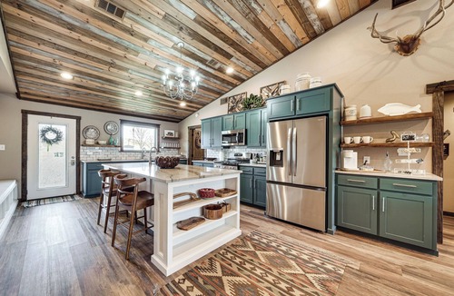 Gillham Cottage | Cossatot River Retreat: Home w/Fire Pit & Grill