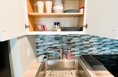 North Beach Condo | Cozy 1-bedroom condo with AC and WiFi in charming Corpus Christi At the beach