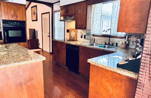 Paragould House | Cozy 3-Bedroom Home West of Paragould - Close to State Parks, Duck Hunting, CRC