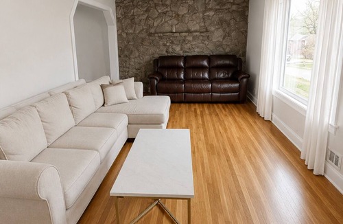East Brunswick House | Cozy 4-bedroom house w/pool in East Brunswick