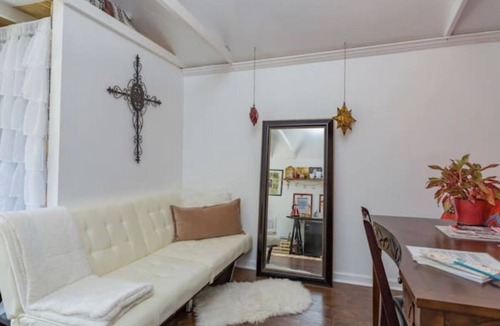 Midtown House | Cozy Artists Retreat in the Heart of Nashville