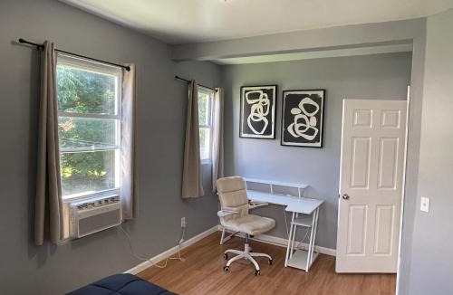 Weequahic Apartment | Cozy Getaway stay in Newark, New Jersey